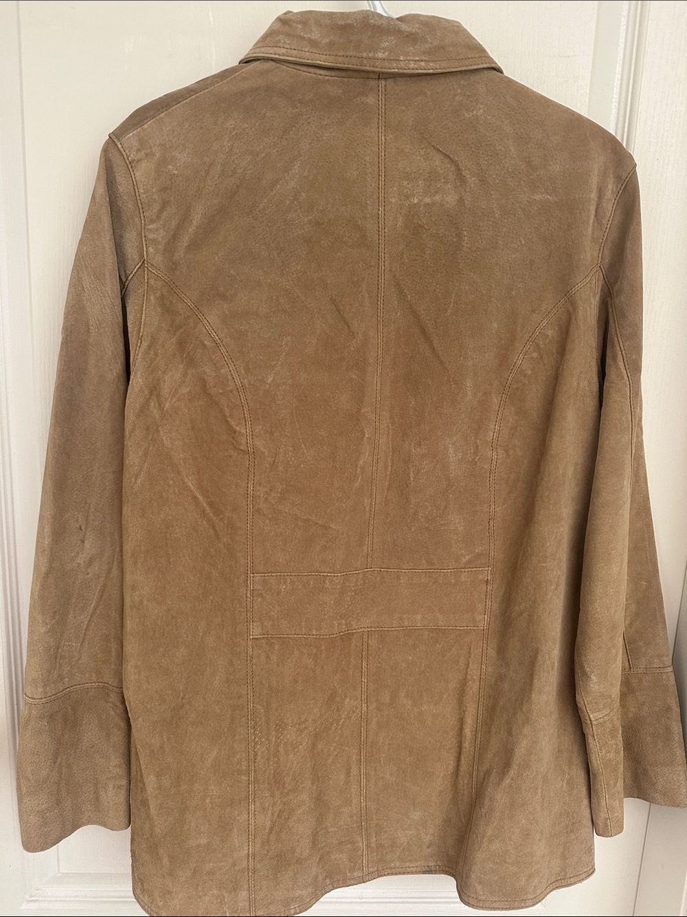 Leather jacket - Picture 8 of 9